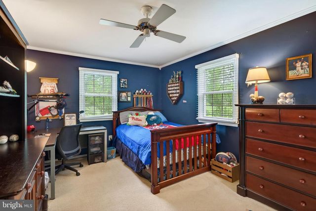 925 SAINT ANDREWS DR, Malvern, PA 19355