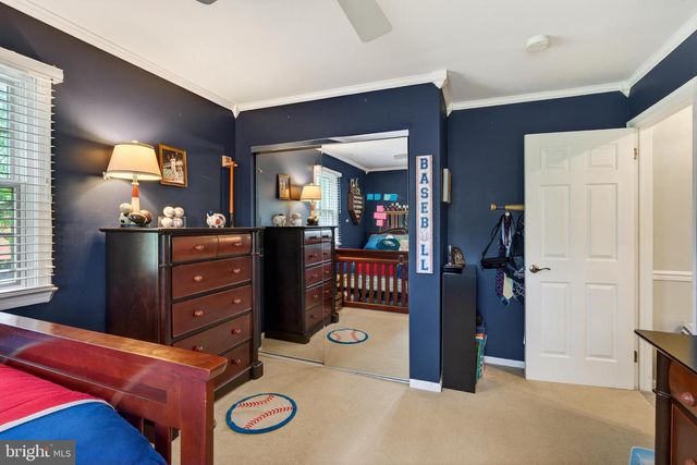 925 SAINT ANDREWS DR, Malvern, PA 19355