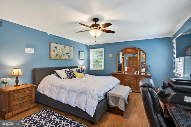 925 SAINT ANDREWS DR, Malvern, PA 19355
