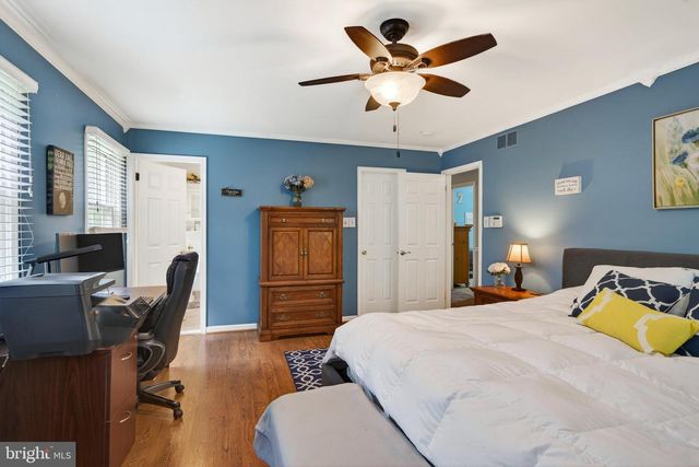 925 SAINT ANDREWS DR, Malvern, PA 19355