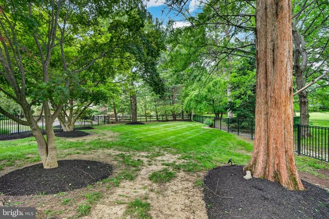 925 SAINT ANDREWS DR, Malvern, PA 19355