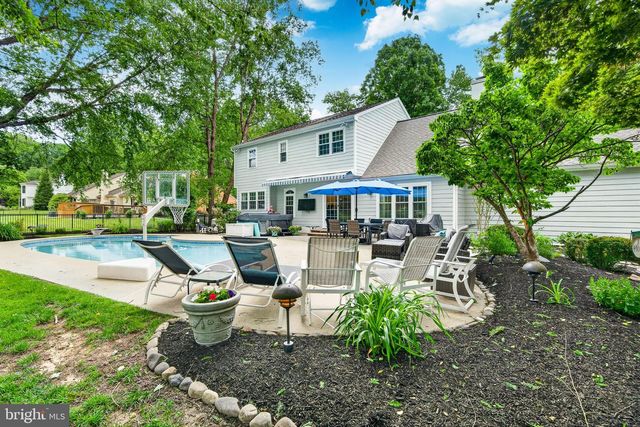 925 SAINT ANDREWS DR, Malvern, PA 19355
