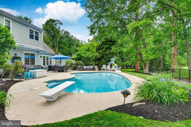 925 SAINT ANDREWS DR, Malvern, PA 19355