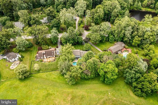 925 SAINT ANDREWS DR, Malvern, PA 19355