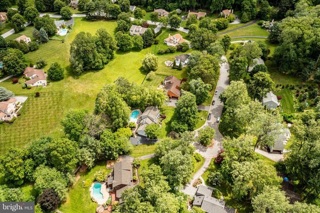 925 SAINT ANDREWS DR, Malvern, PA 19355