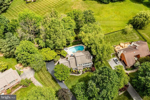 925 SAINT ANDREWS DR, Malvern, PA 19355