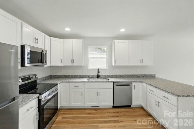 274 Bellhaven Place NW, Concord, NC 28027