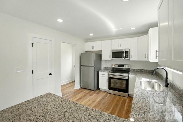 274 Bellhaven Place NW, Concord, NC 28027