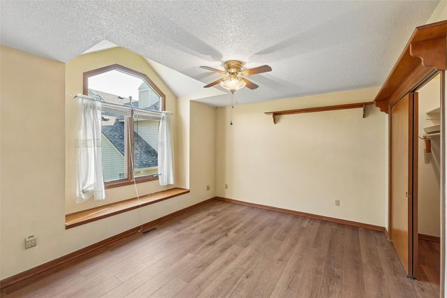 6856 Sharon Drive, Urbandale, IA 50322