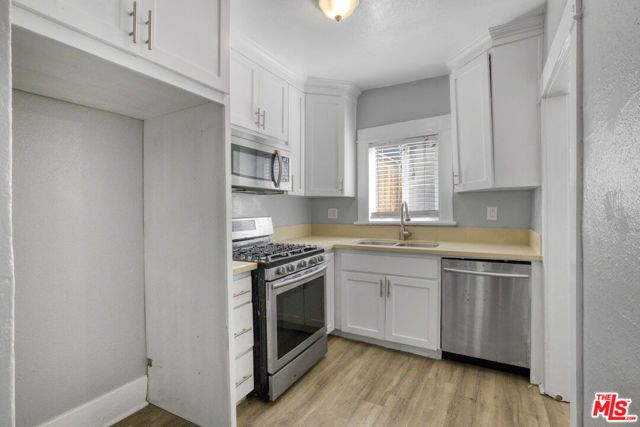 306 N Bixel Street, Los Angeles, CA 90026