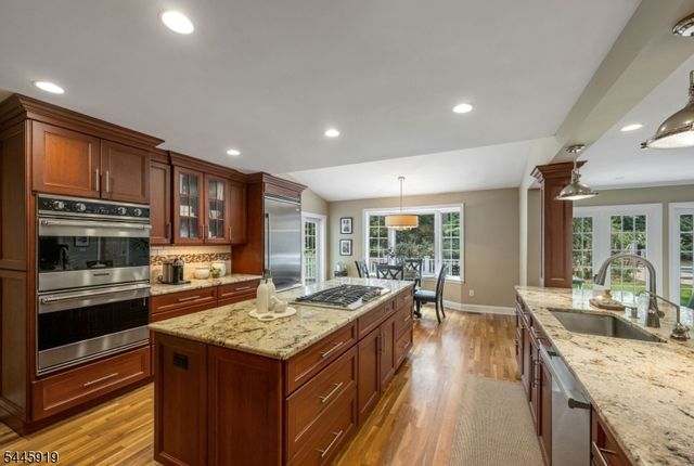 4 Burma Rd, Wyckoff Twp., NJ 07481
