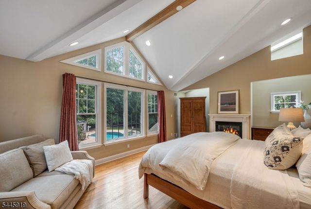 4 Burma Rd, Wyckoff Twp., NJ 07481