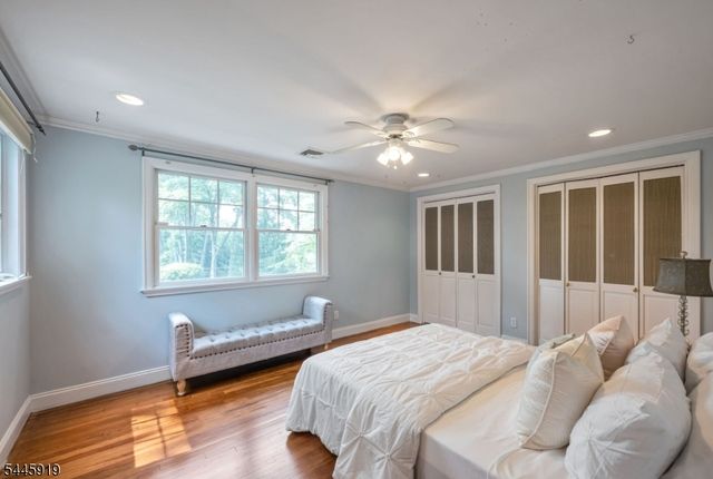 4 Burma Rd, Wyckoff Twp., NJ 07481