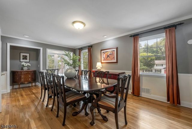 4 Burma Rd, Wyckoff Twp., NJ 07481