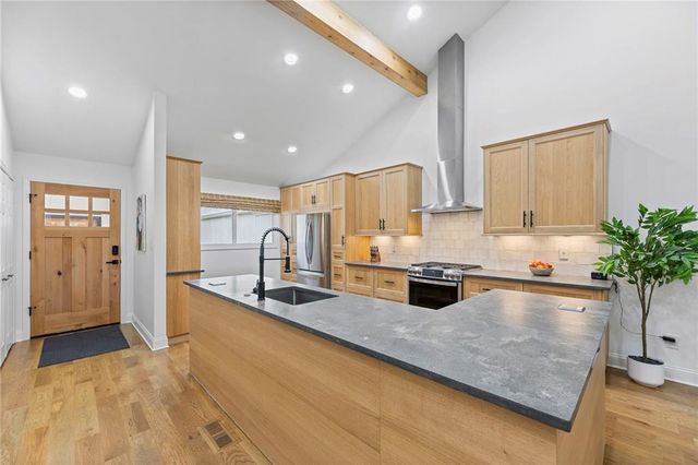 2042 Condolea Drive, Leawood, KS 66209