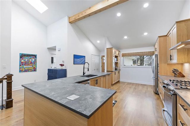 2042 Condolea Drive, Leawood, KS 66209