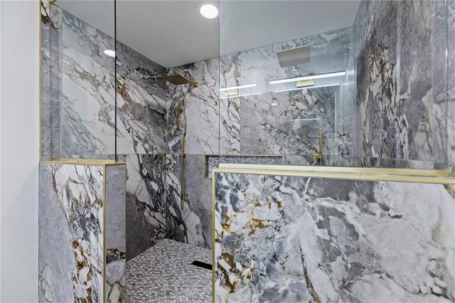 2042 Condolea Drive, Leawood, KS 66209