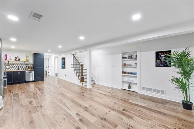 2042 Condolea Drive, Leawood, KS 66209