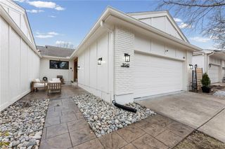 2042 Condolea Drive, Leawood, KS 66209