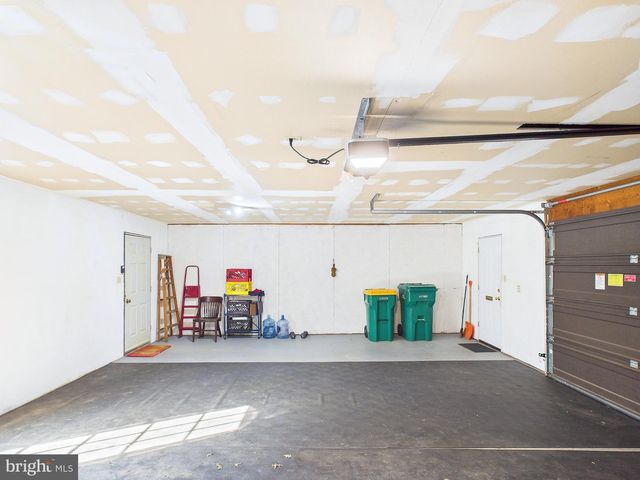 42 KENSINGTON SQ, Mechanicsburg, PA 17050