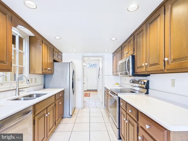 42 KENSINGTON SQ, Mechanicsburg, PA 17050