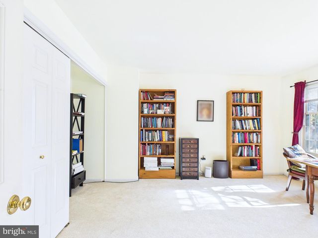 42 KENSINGTON SQ, Mechanicsburg, PA 17050