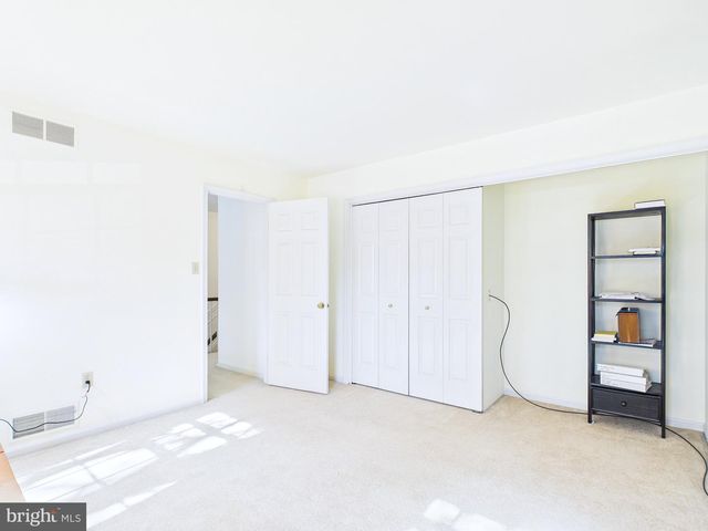 42 KENSINGTON SQ, Mechanicsburg, PA 17050