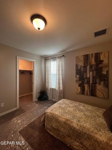 10712 Jay Novacek Street, El Paso, TX 79924