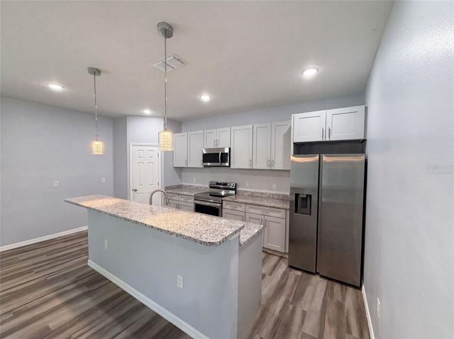 1013 W 11TH STREET, Sanford, FL 32771