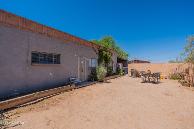 7710 S Gila Avenue, Tucson, AZ 85746