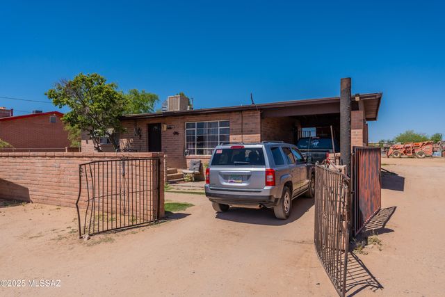 7710 S Gila Avenue, Tucson, AZ 85746