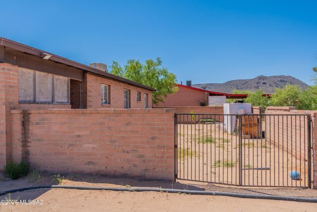 7710 S Gila Avenue, Tucson, AZ 85746
