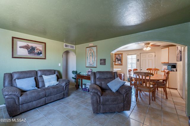 7710 S Gila Avenue, Tucson, AZ 85746