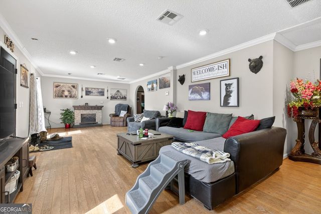 105 W Blue Branch Road, Eatonton, GA 31024