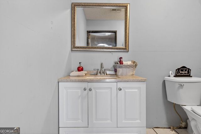 105 W Blue Branch Road, Eatonton, GA 31024