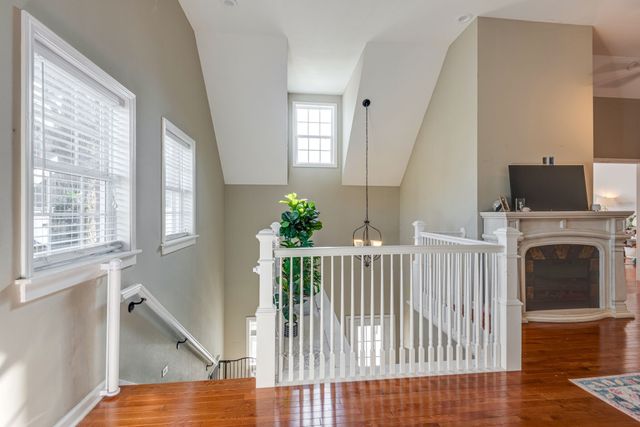 111 Meadowood Loop, Burns, TN 37029
