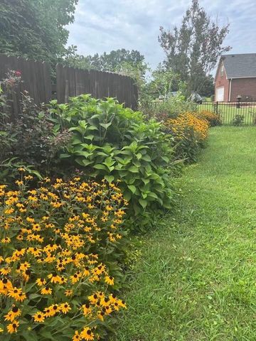 111 Meadowood Loop, Burns, TN 37029