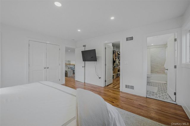 3 Old Town Lane, Huntington, NY 11743