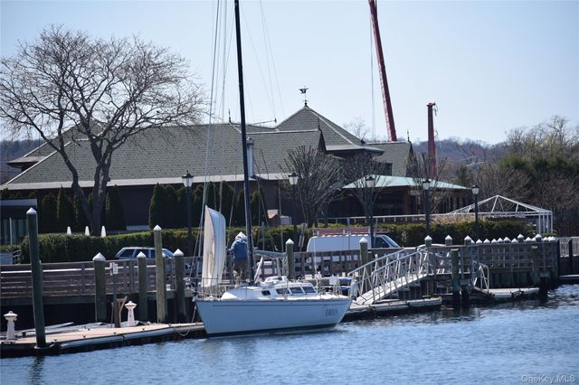 3 Old Town Lane, Huntington, NY 11743