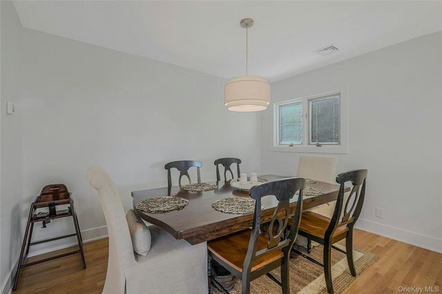 3 Old Town Lane, Huntington, NY 11743