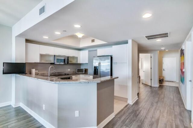 2650 Lake Shore Drive 2203, Riviera Beach, FL 33404