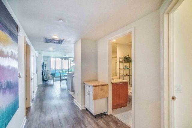 2650 Lake Shore Drive 2203, Riviera Beach, FL 33404
