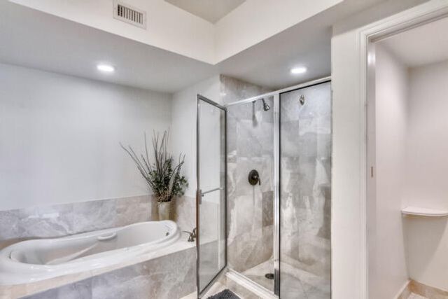 2650 Lake Shore Drive 2203, Riviera Beach, FL 33404