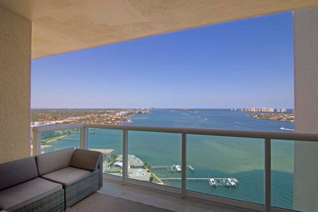 2650 Lake Shore Drive 2203, Riviera Beach, FL 33404