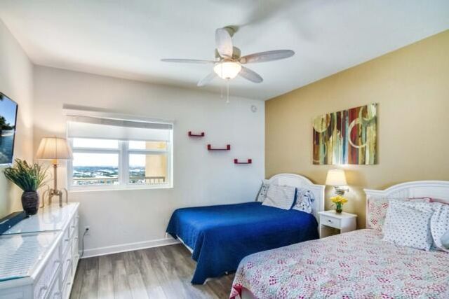 2650 Lake Shore Drive 2203, Riviera Beach, FL 33404