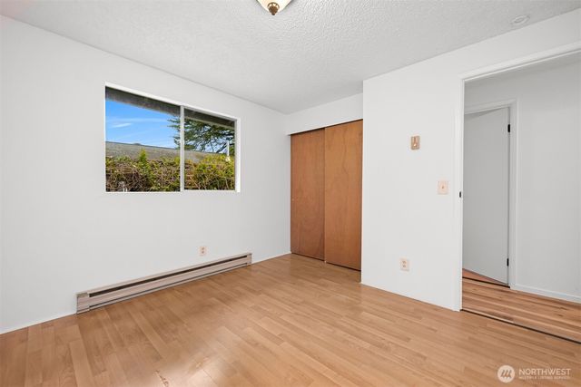 4383 Vista Ave, Blaine, WA 98230