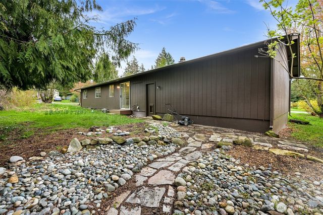 4383 Vista Ave, Blaine, WA 98230
