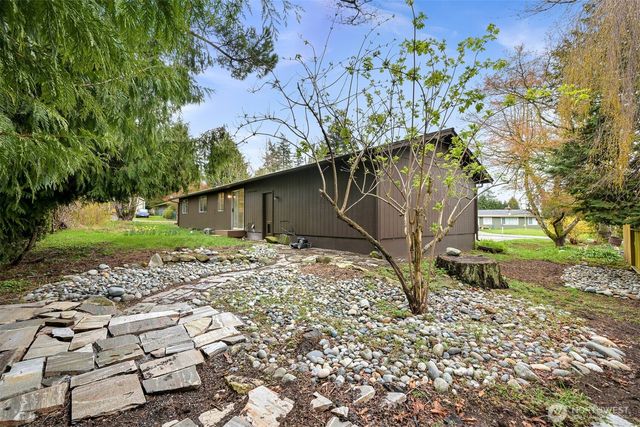 4383 Vista Ave, Blaine, WA 98230