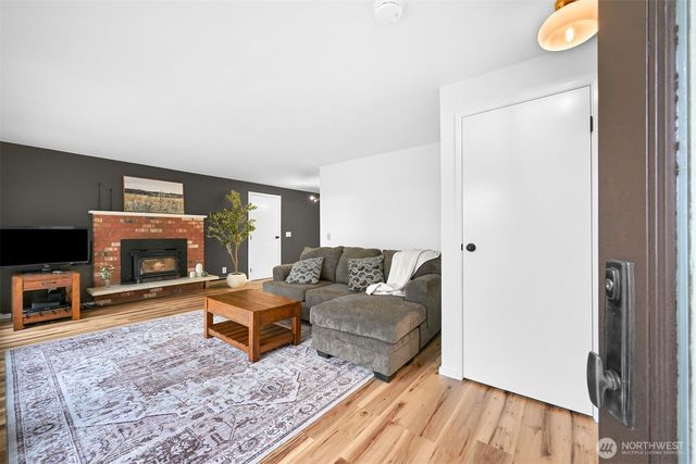 4383 Vista Ave, Blaine, WA 98230