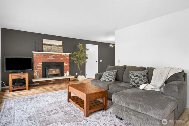 4383 Vista Ave, Blaine, WA 98230